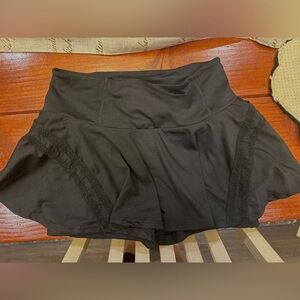 Small black free people movement skort